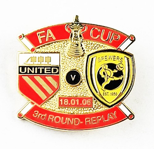 Manchester united football - united, pin